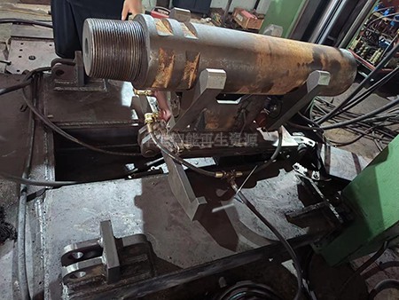 如何保養天井鉆機的機架？