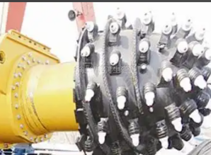 煤礦井下機械設備維修